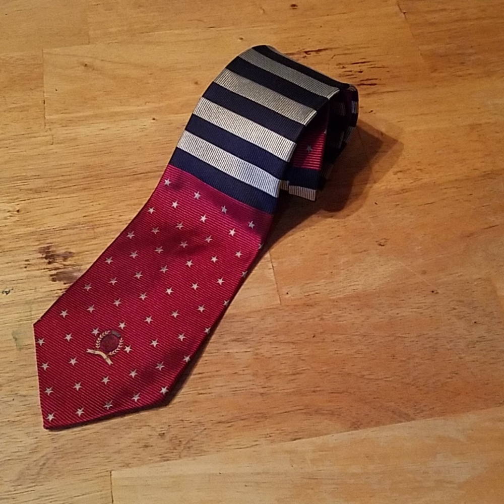 Tommy Hilfiger neck tie.